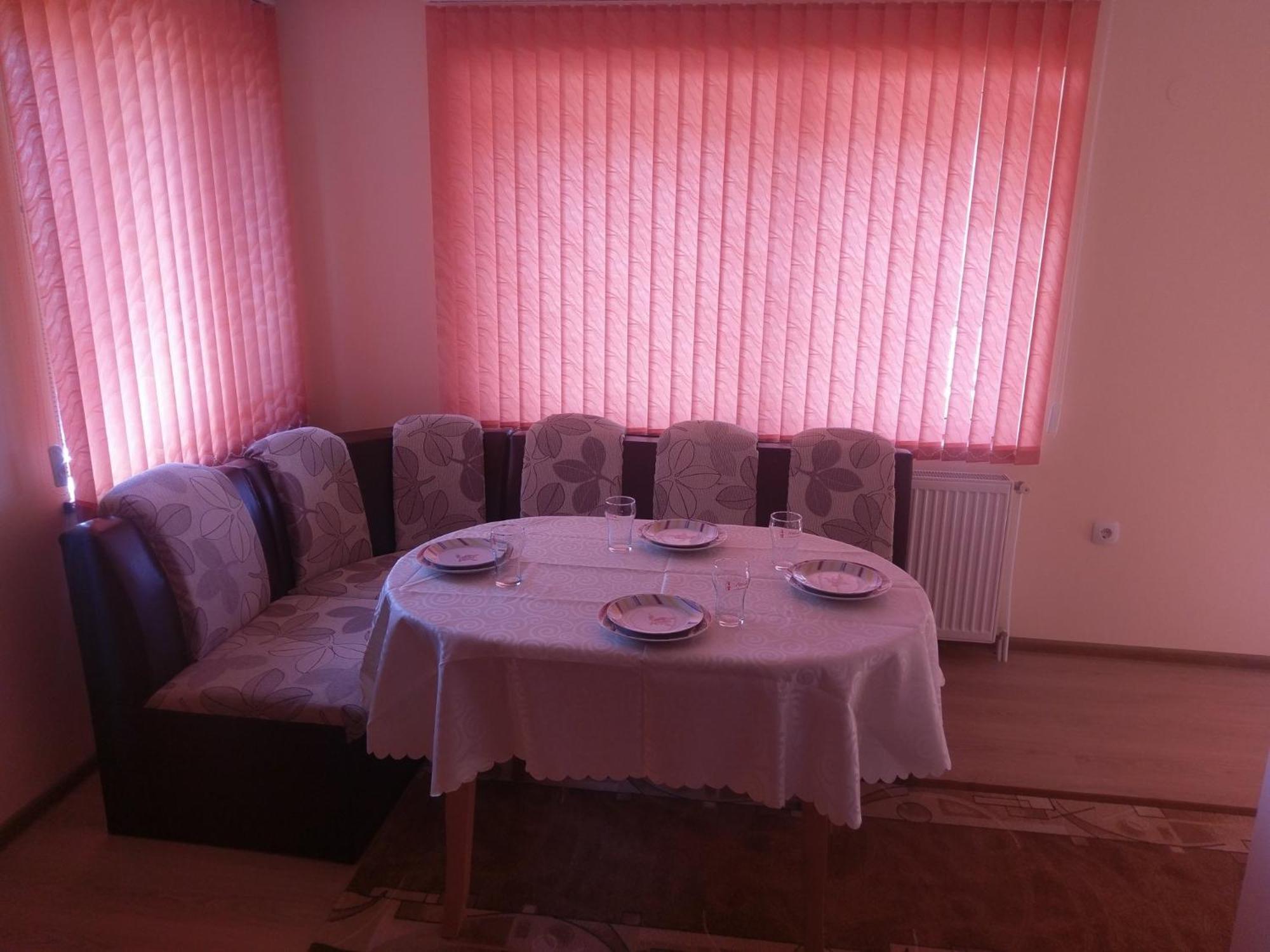 Shiroki Dol Стаи За Гости Елени מראה חיצוני תמונה