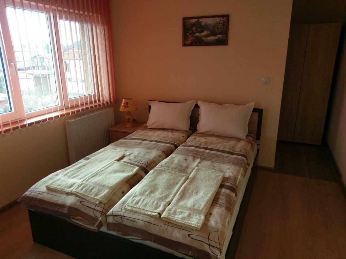 Shiroki Dol Стаи За Гости Елени מראה חיצוני תמונה